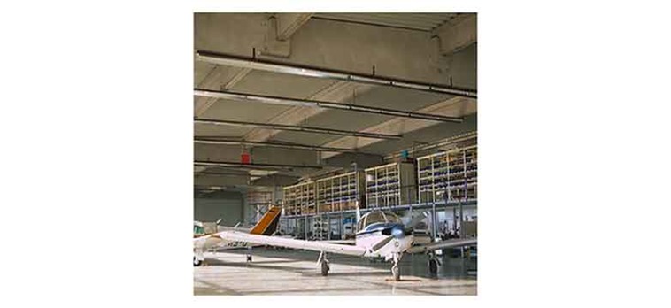 Rechteck-Hangar-Concrete